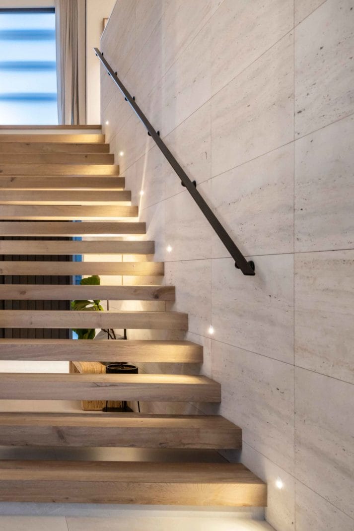 Santiago VC Distinctive Homes Elizabeth Parker Design Finesspropertyphotographer 5 olow scaled